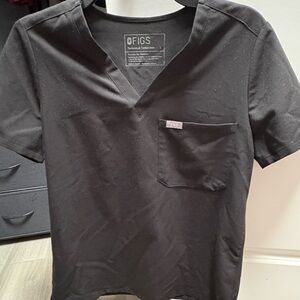 Figs Black Woman’s Scrub Top